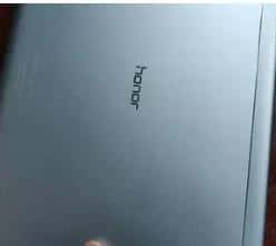 95新10.1寸荣耀平板5